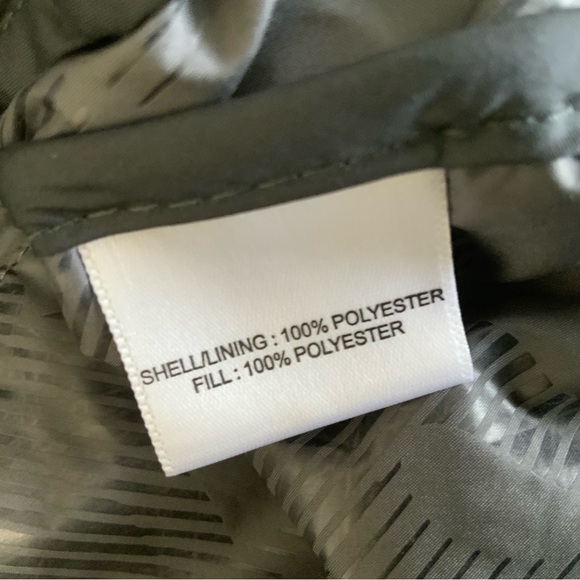 Peter Millar Black All Course Vest. Performance Layer. Men’s Size Large. - Picture 10 of 10